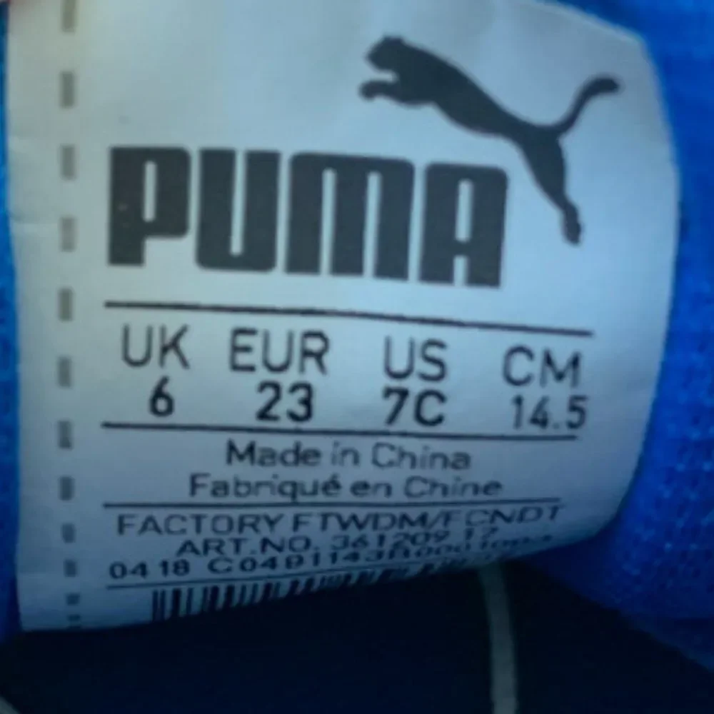 Puma Velcro Sneaker Blue Boys Size 6